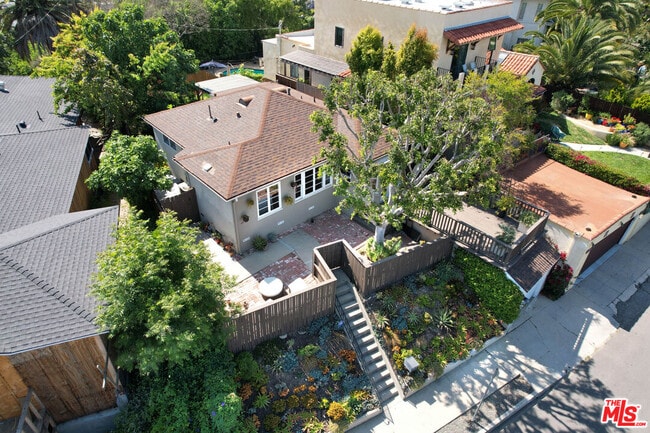 Building Photo - 1337 Westerly Terrace