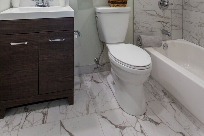 Building Photo - 1533-39 Parrish St