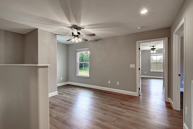 Building Photo - 520 Catalina Ct