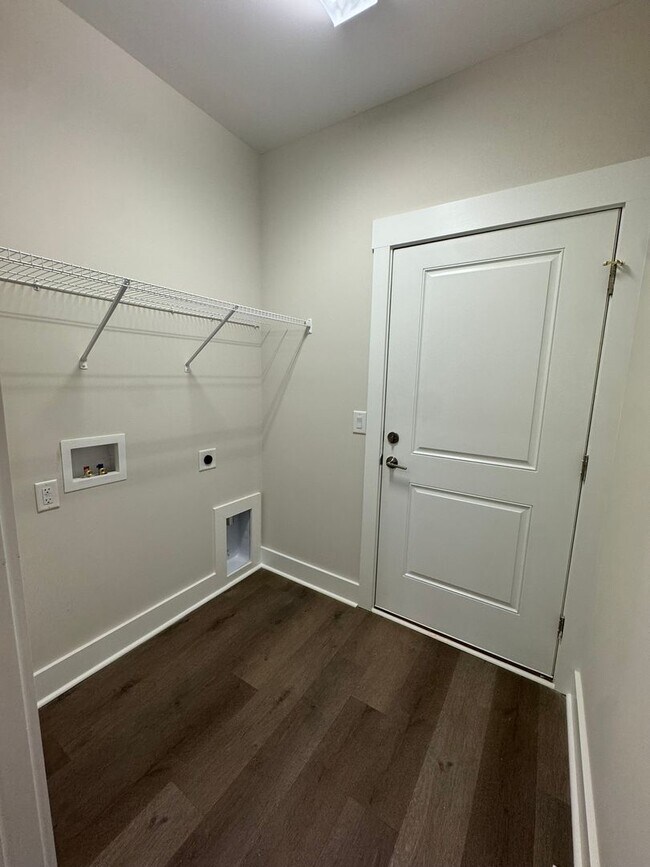 Building Photo - 113 Brawley Villas Pl