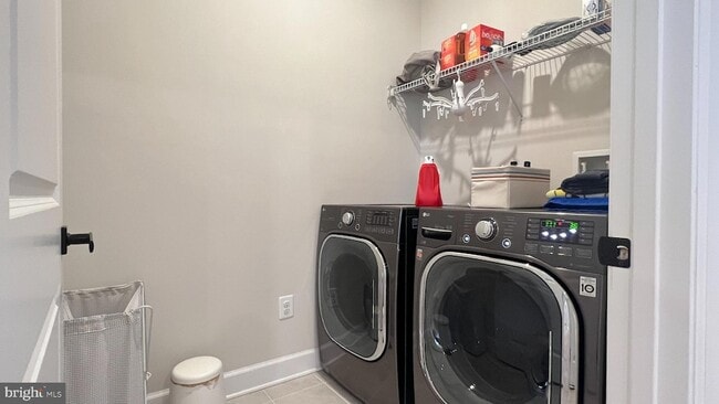 Building Photo - 730 Quarry Point Rd