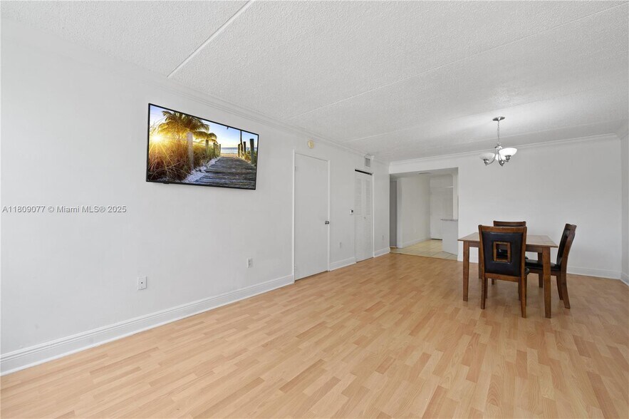 Building Photo - 6135 NW 186th St