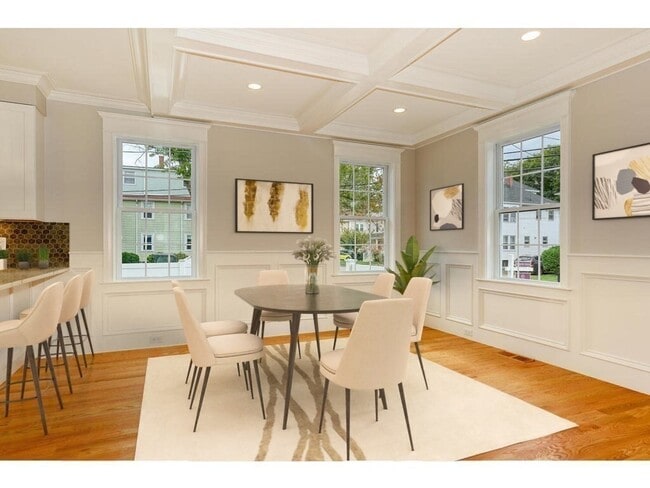 Building Photo - 24 Grant Ave