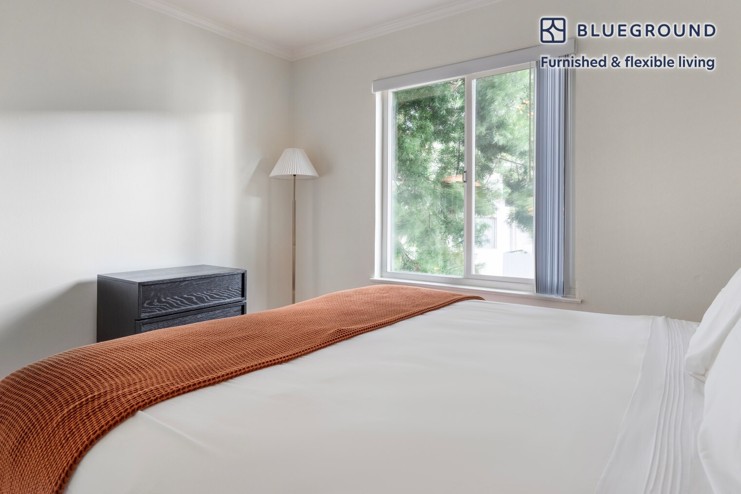 Building Photo - 141 Wellesley Cres