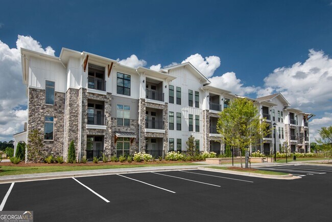 Building Photo - 525 Sawnee Vlg Blvd