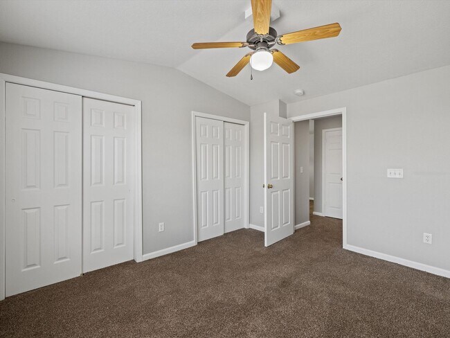 Building Photo - Comfortable 1 Bedroom 1 Bath*********Castle Schools**********Walking Trails