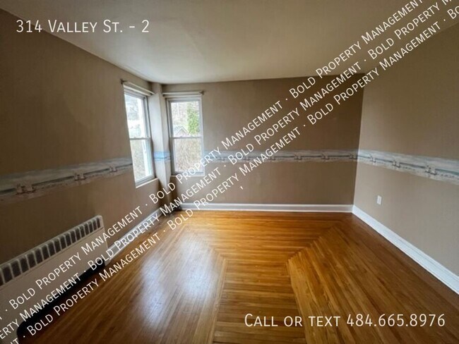 Building Photo - 314 Valley St.-2