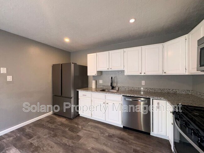 Building Photo - 1209 Vienna Ct