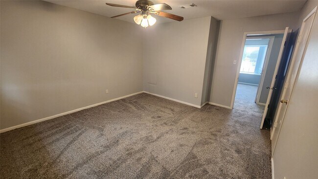 Building Photo - 7800 Summer Pl Dr