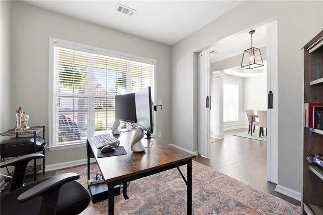 Building Photo - 943 Bendleton Dr