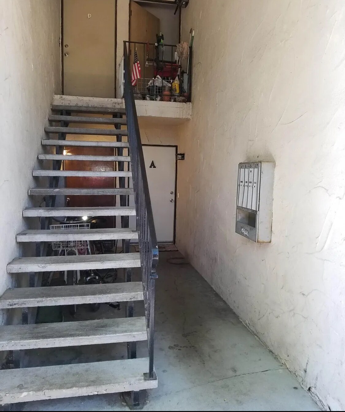 Building Photo - 1271 Murray Ave