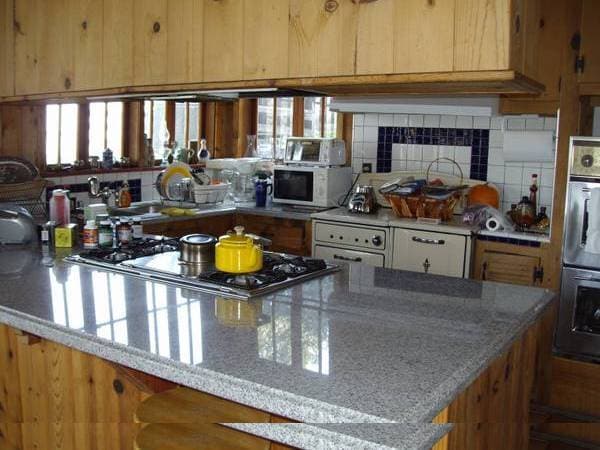 Building Photo - 8561 Cole Crest Dr