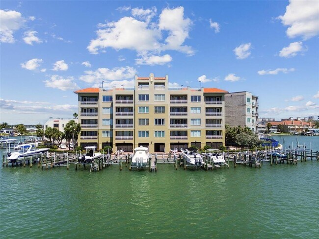 Building Photo - 200 Skiff Point