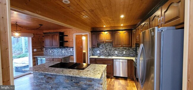 Building Photo - 151 Bollinger Rd