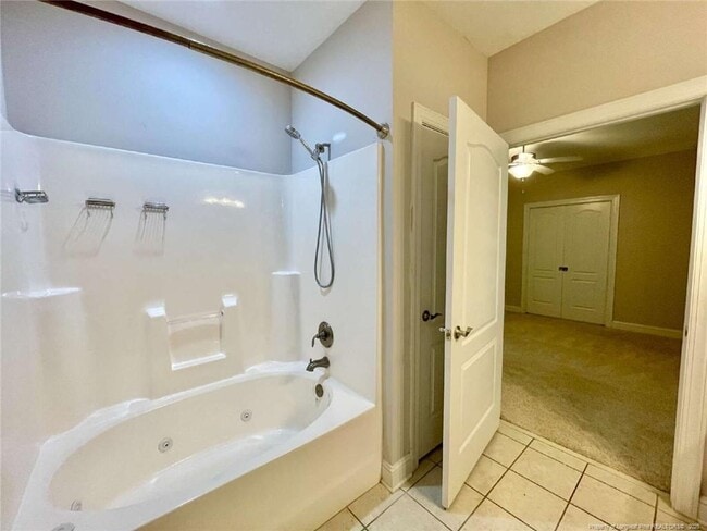 Building Photo - 206 Fountainhead Ln