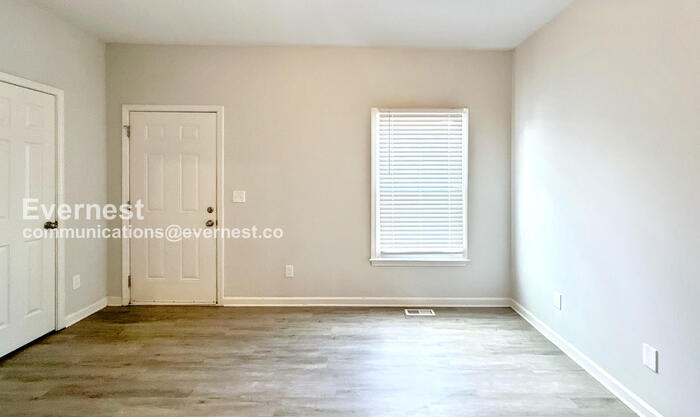 Building Photo - 679 Smith St SW