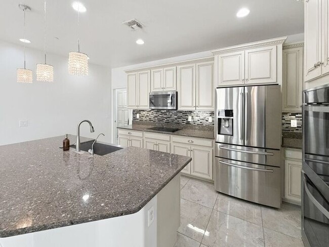 Building Photo - Beautiful North Phoenix Rental in a Prime Location!