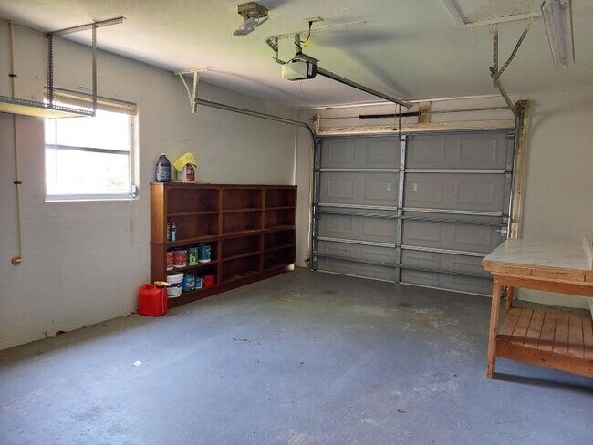 Building Photo - 264 Costado St