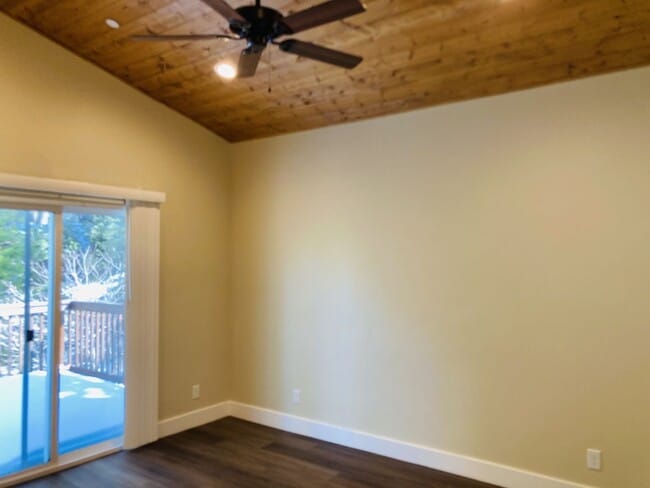 Building Photo - Desirable Ranch Style Home - All Main Level Living Space plus Two Car Garage