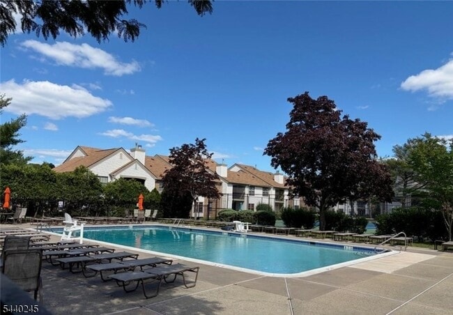 Building Photo - 601 Sunshine Ct