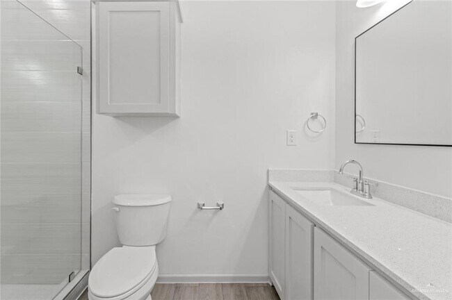Building Photo - 11 Shavano Dr