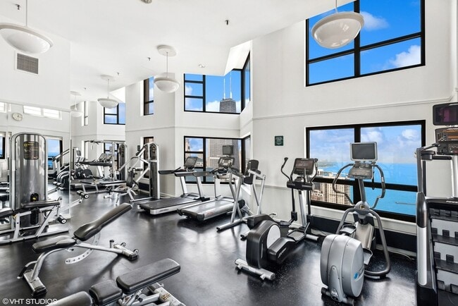 Building Photo - 401 E Ontario St