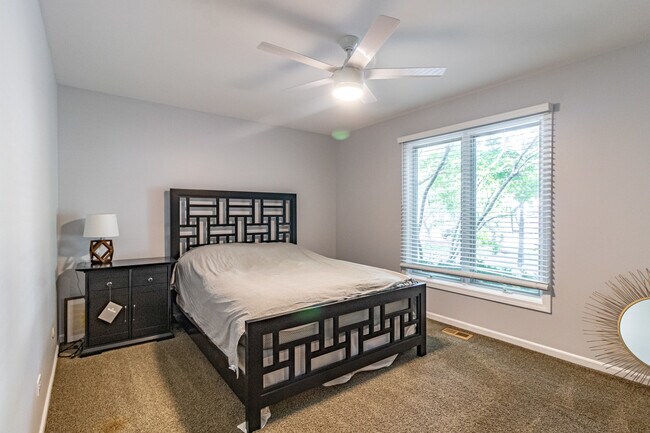 Building Photo - 31 Fox Trail