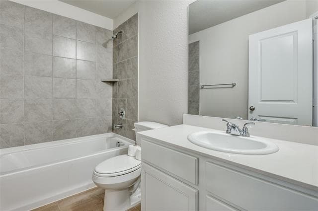 Building Photo - 3013 Willow Wood Ct