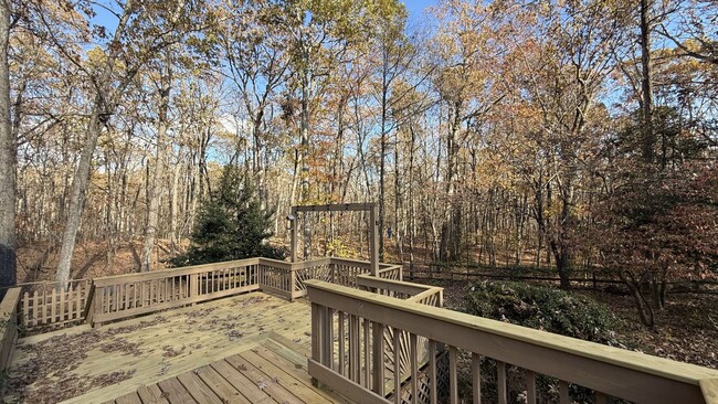 Building Photo - House on 5 Wooded Acres in Spotsylvania