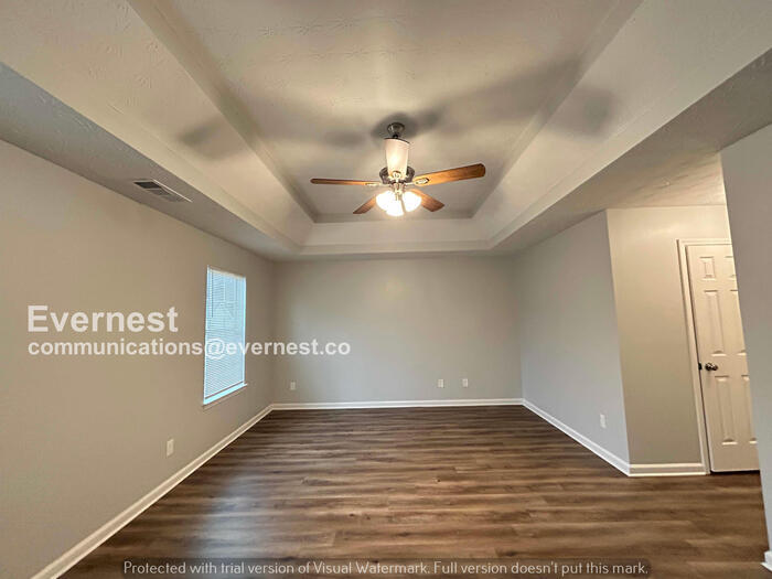 Building Photo - 3129 Far Emerald Land