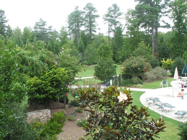 Building Photo - Gorgeous Brick Home with Golf Course / Lake View in Popular Mirror Lake Golf/ Swim / Tennis Subdi...