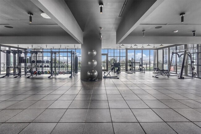 Building Photo - 159 NE 6th St