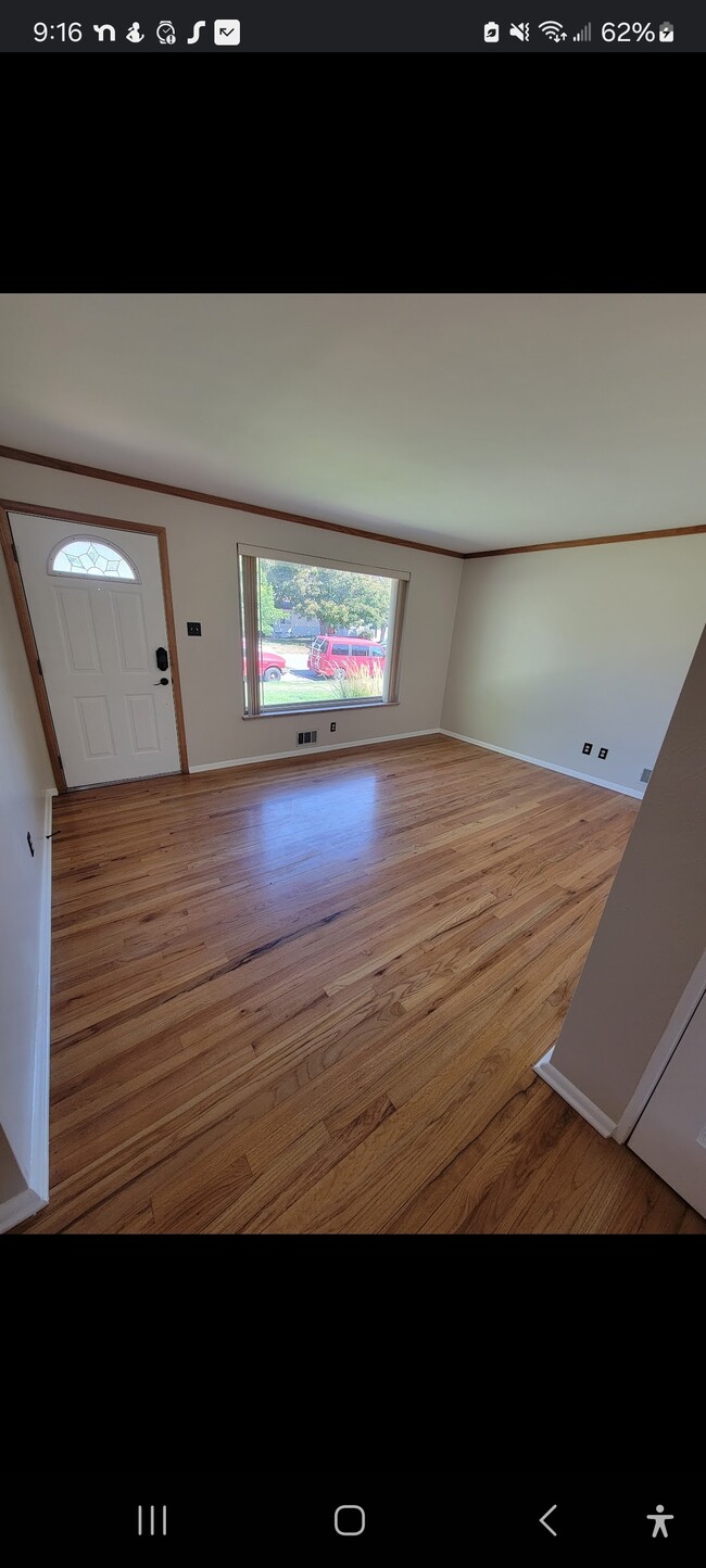 Living Room - 2845 S Hudson St