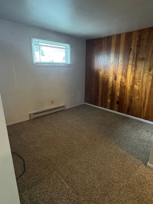 Building Photo - 1 Bedroom 1 Bath-Moon Township