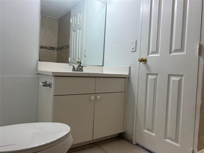 Building Photo - 4660 NW 79th Ave