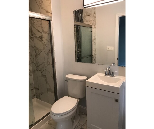 Building Photo - 5324 Ready Ave