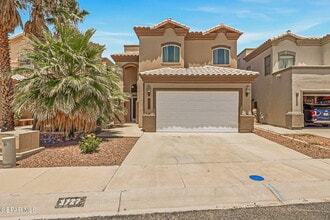 Building Photo - 3727 Grand Bahamas Dr
