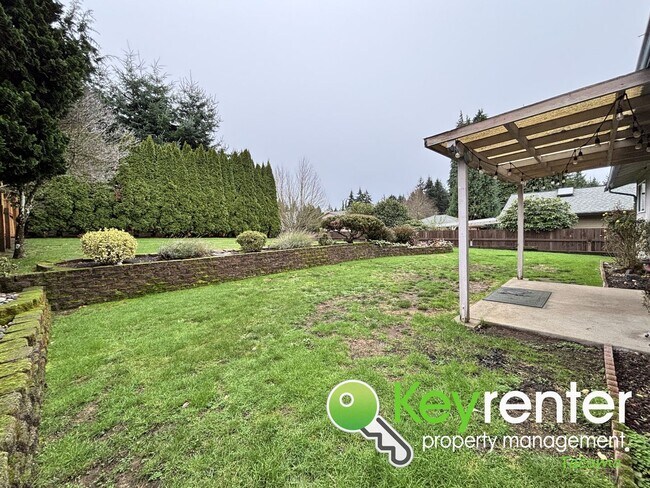 Building Photo - 7920-7922-7922 37th St Ct W