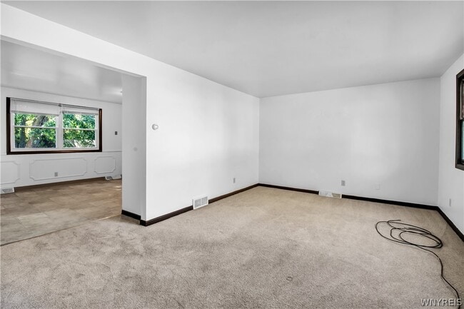 Building Photo - 247 Glenhaven Dr