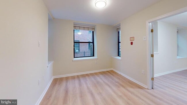 Building Photo - 1438 Meridian Pl NW