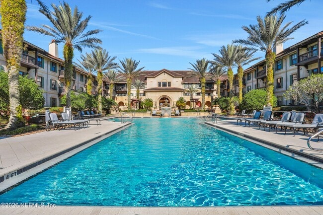 Building Photo - 965 Registry Blvd