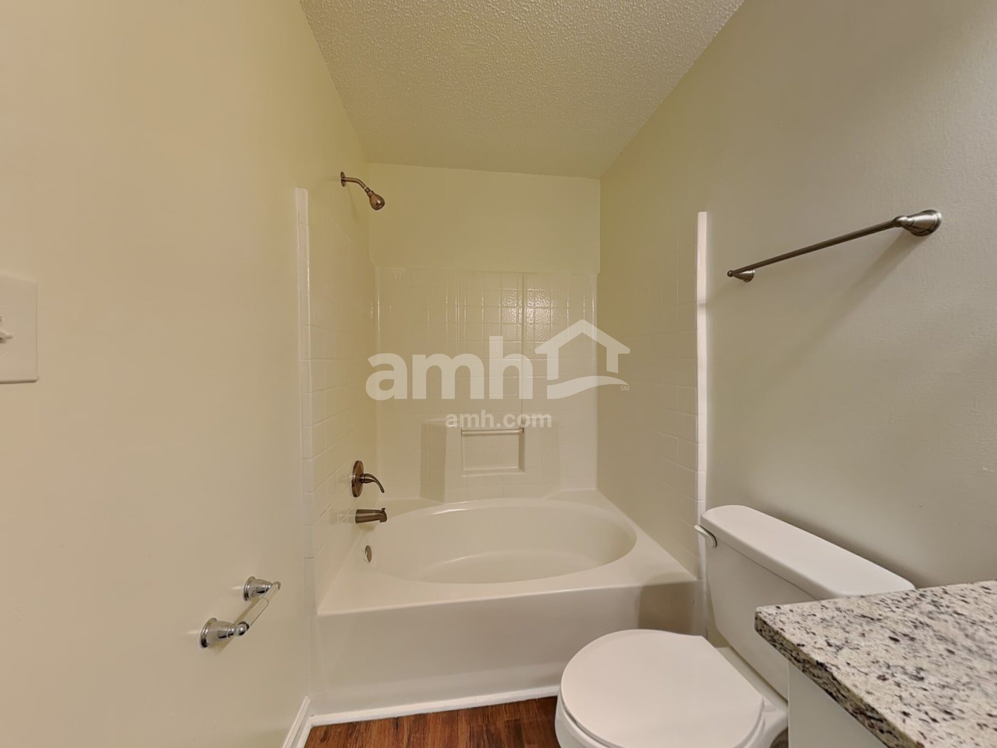 Building Photo - 4705 Silverdene St