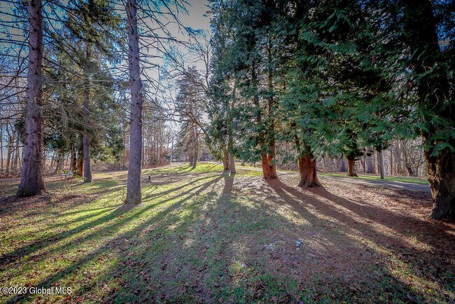 Building Photo - 101 Orinsekwa Rd