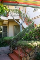 Building Photo - 1017 S Stanley Ave