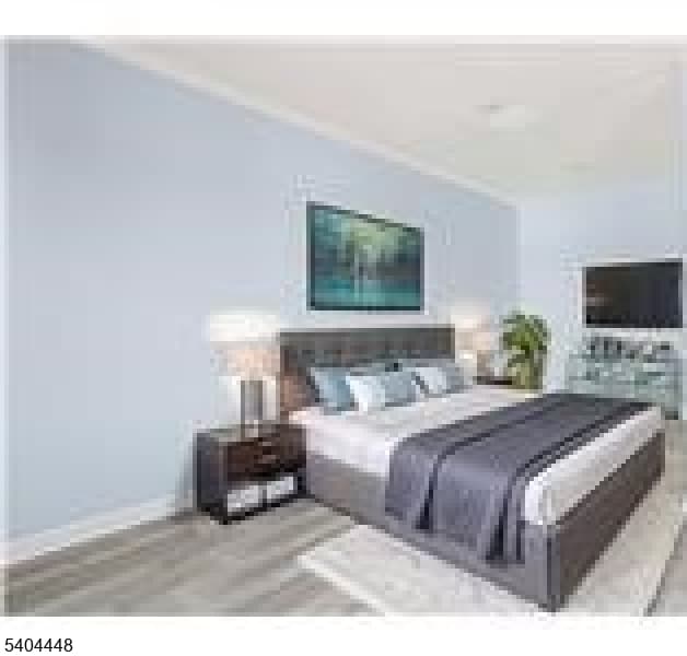 Building Photo - 850 Main St