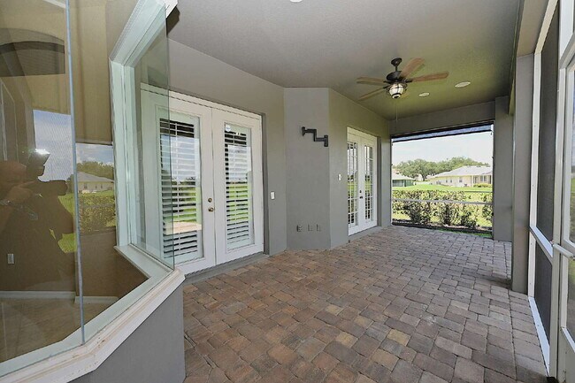 Building Photo - 2618 High Ridge Dr