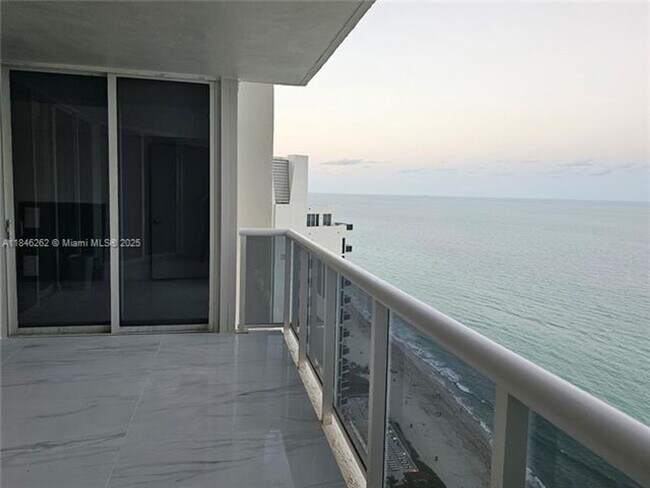 Building Photo - 19111 Collins Ave