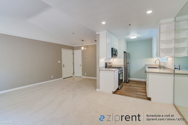 Building Photo - 2 br, 2 bath Condo - 1012 San Gabriel Circ...