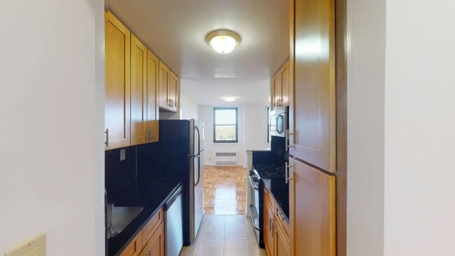 Building Photo - 1360 Ocean Pkwy