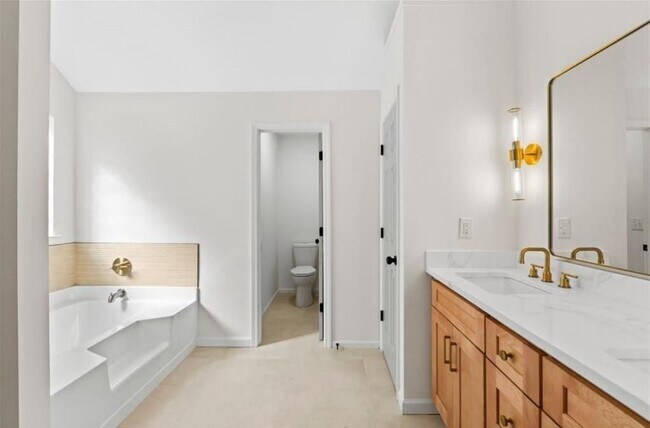 Building Photo - 4095 Arch Pass